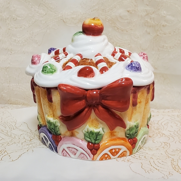 Fitz and Floyd Sweet Treats Bowl - Picture 2 of 14